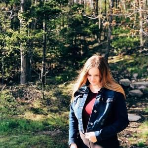 Meet your Posher, Robyn